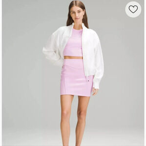 LULULEMON Scuba High-Rise Mini Skirt. Vitapink. Size small NWT